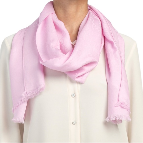 Gucci GG Logo Scarf - Picture 3 of 7